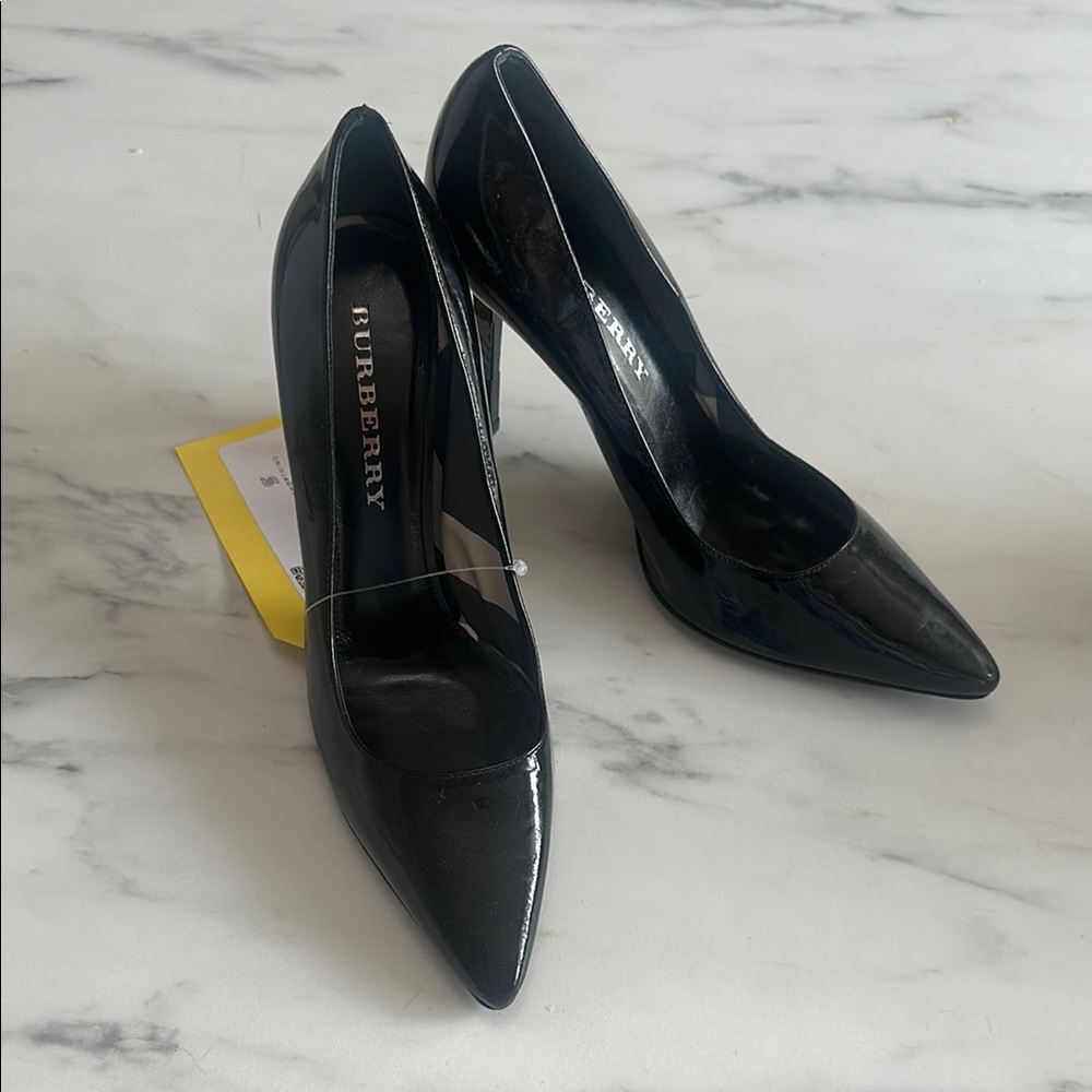 Burberry Glossy Black Women's Heels